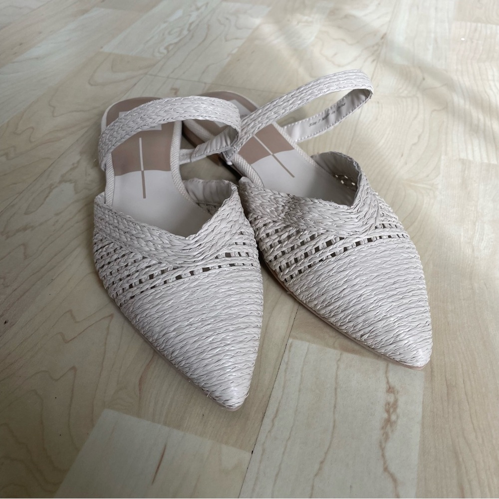 Dolce Vita Kaline Low Pointed-Toe Slip-On Mules Ivory